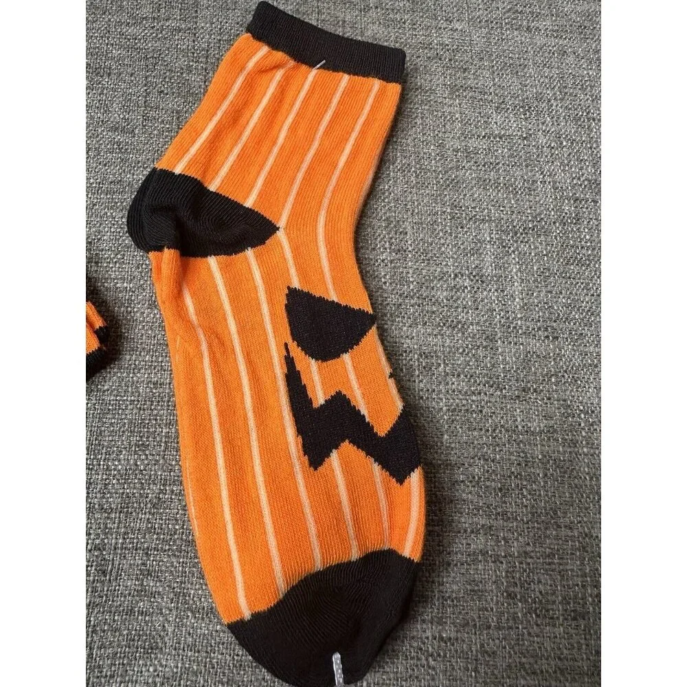 Pack of 2 Womens Halloween Socks Striped and Jack O Lantern Orange Black